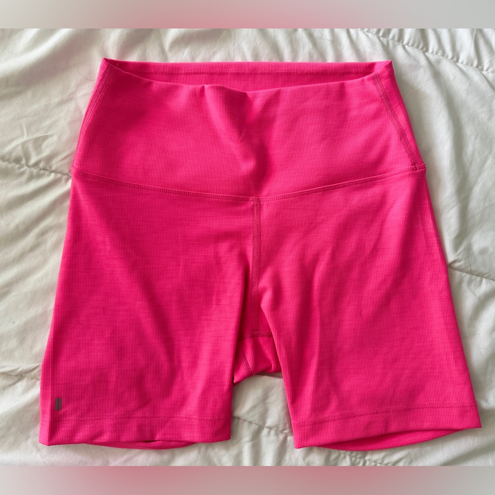Like NEW NOBULL SHORTS 4” - Size Small Bright Pink